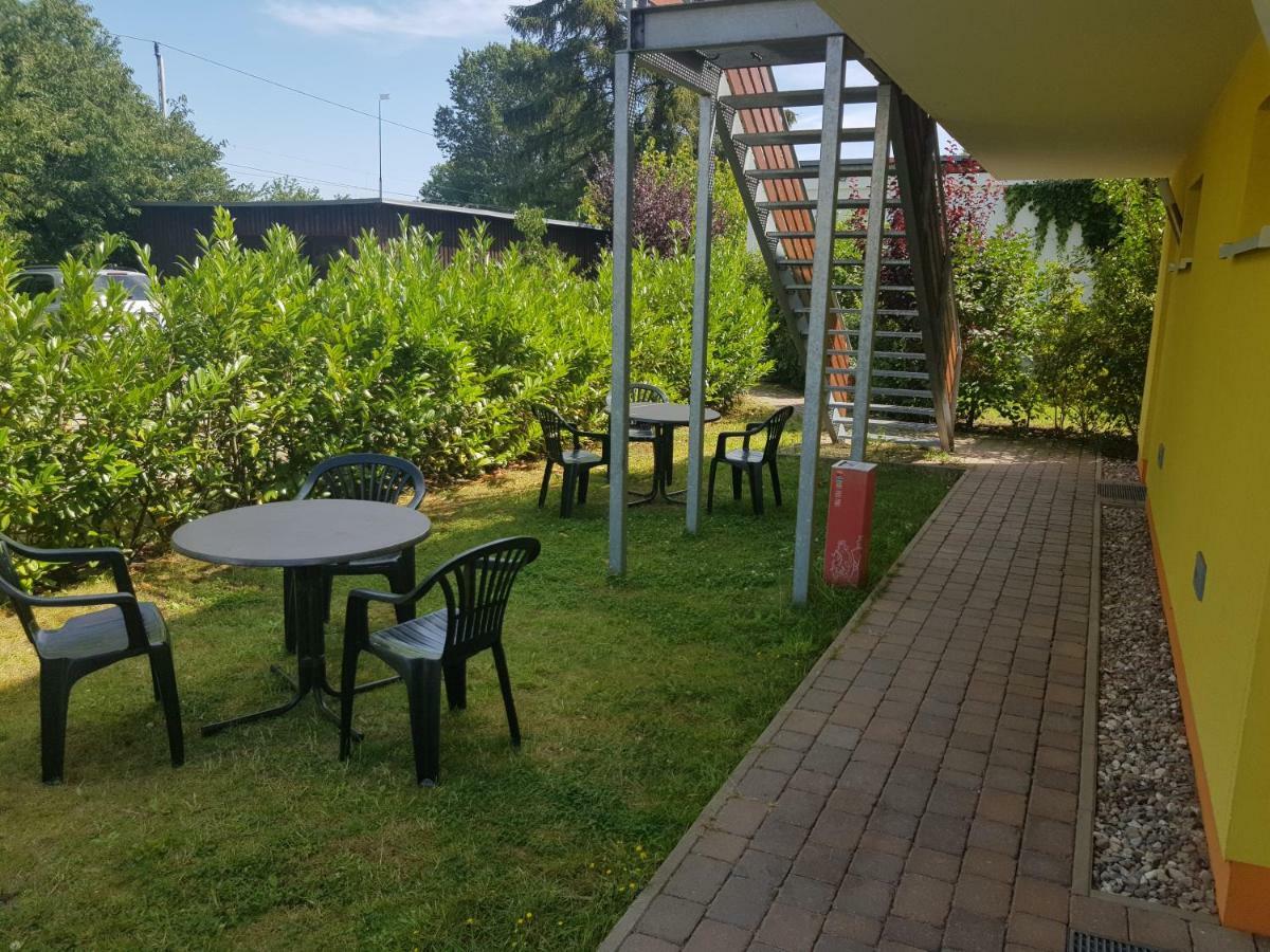 Appartement Vermietung Brunner Rostock Extérieur photo